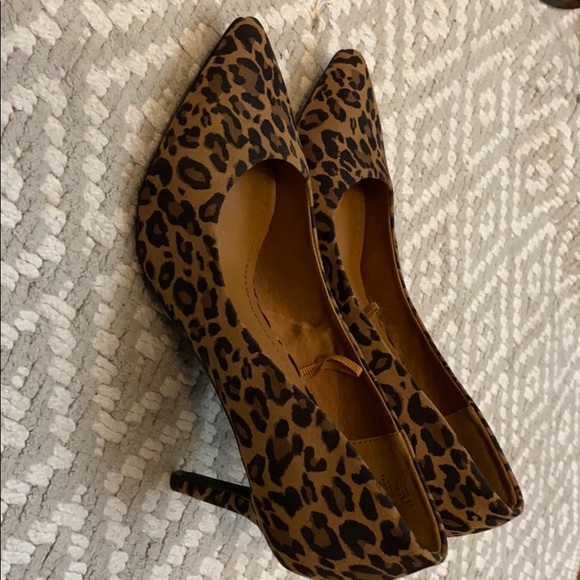 H&M leopard pump - size 37.5 - Picture 2 of 2